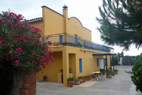 Hotels in Vilamacolum